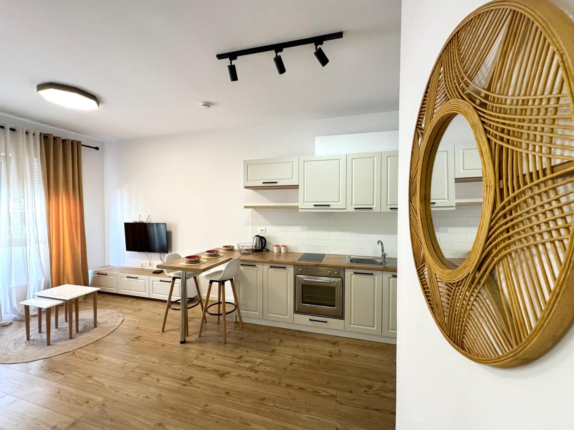 Apartment In The Heart Of Old Bazaar, Tirana - Hana Apartments エクステリア 写真