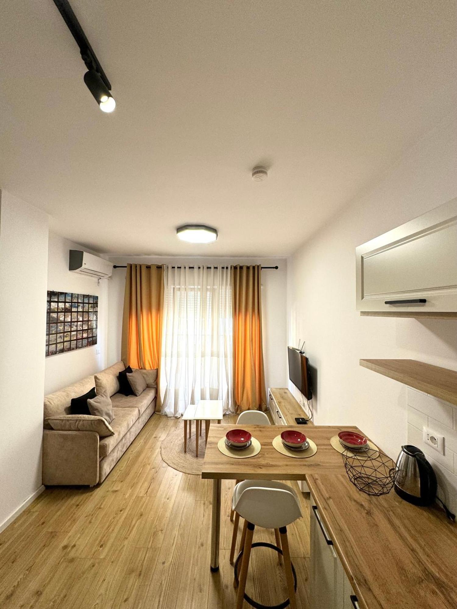 Apartment In The Heart Of Old Bazaar, Tirana - Hana Apartments エクステリア 写真